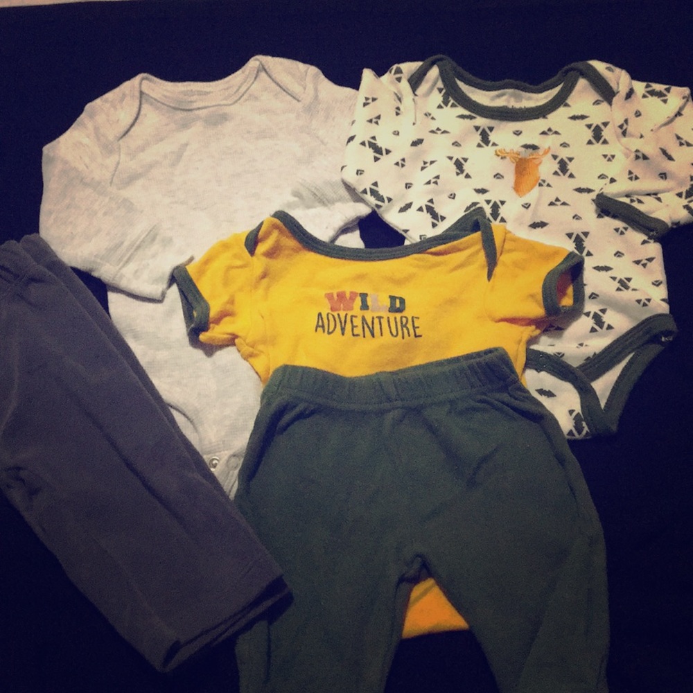 Outfits 0/3 M
